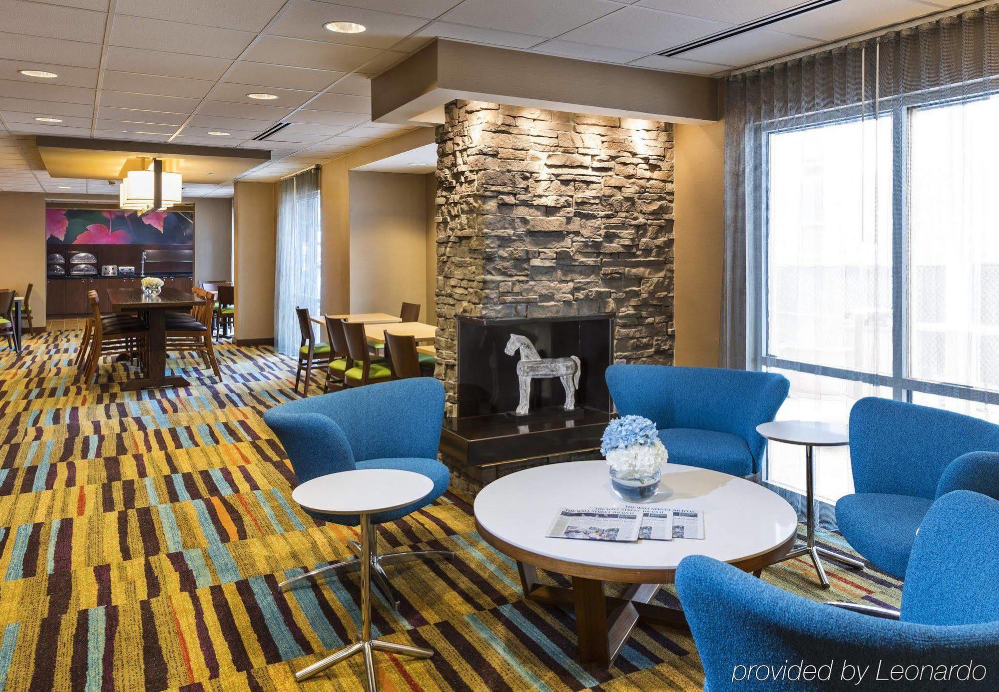 Fairfield Inn & Suites By Marriott Atlanta Buckhead Exterior photo